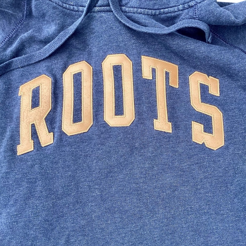 ROOTS Navy Blue Hoodie Medium - Picture 4 of 12